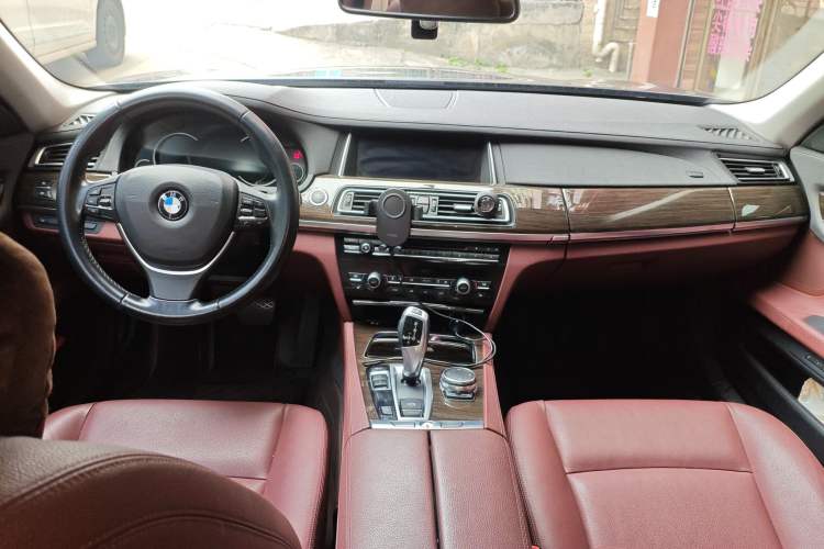 Used BMW 7 Series 2014 730Li Premium Edition