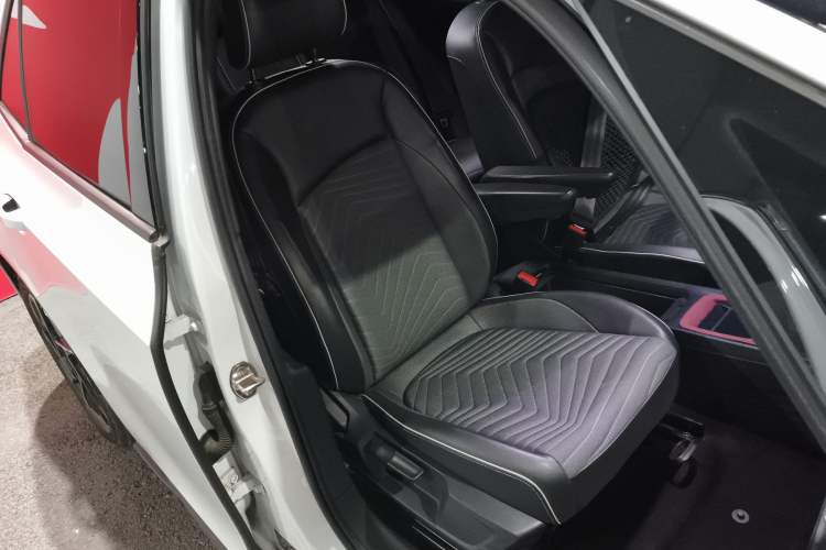 Used Volkswagen ID.3 2022 Active Pure Intelligent Enjoyment Edition