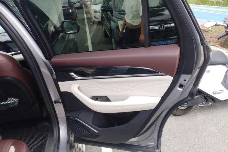 Used Geely Auto Monjaro L 2021 2.0TD DCT EVO Two-Wheel Drive Smart Luxury Version
