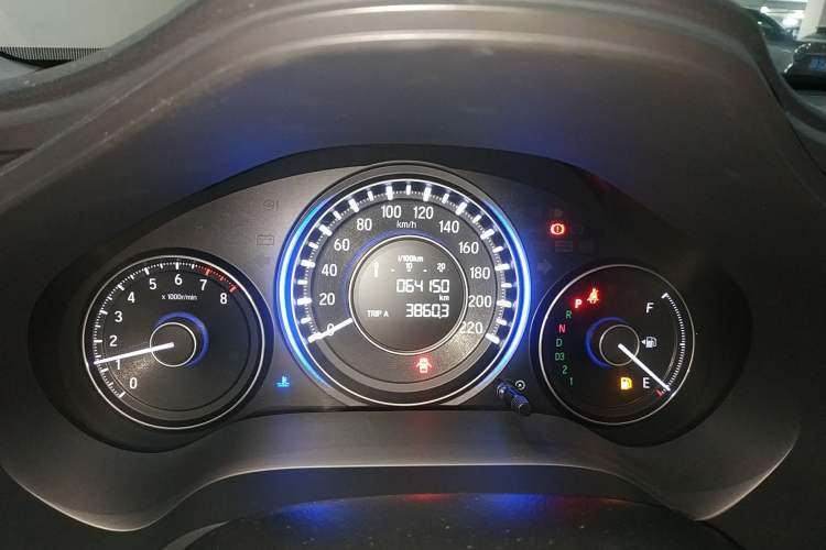 Used Honda Crider 2015 1.8L Automatic Luxury Edition
