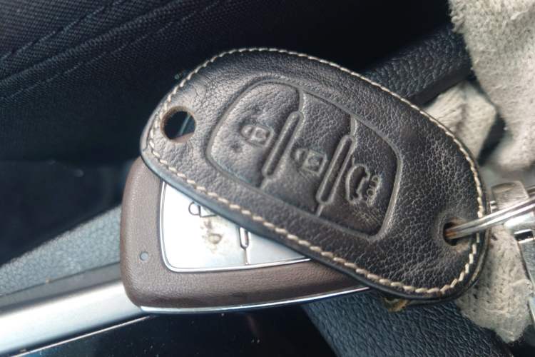 Used Hyundai Elantra 2016 1.6L Manual Prestige Edition
