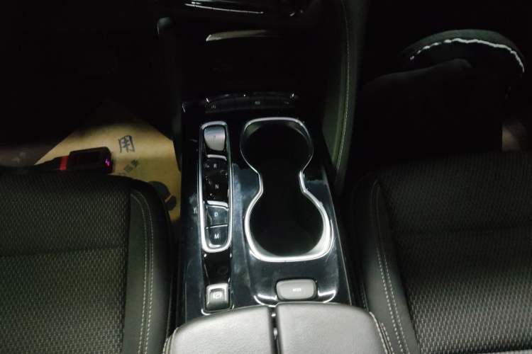 Used Buick Envision 2022 Encore S 552T Two-Wheel Drive Elite Model
