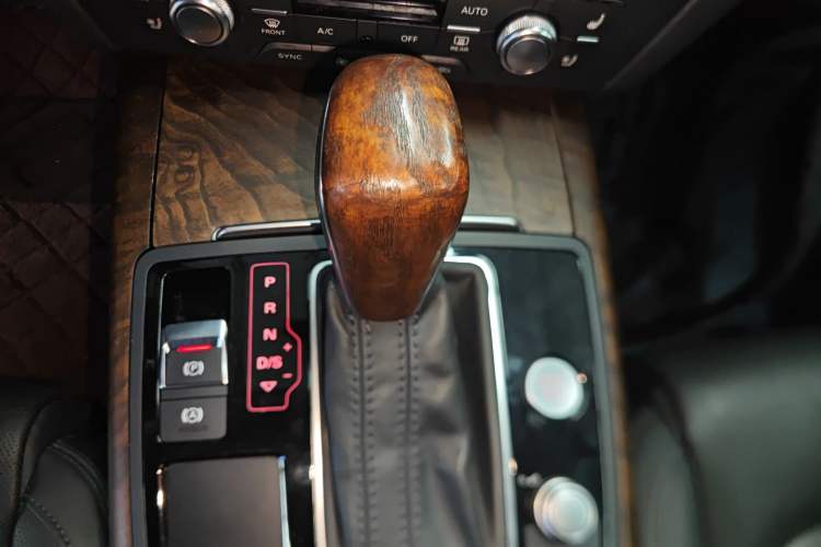 Used Audi A6L 2018 30th Anniversary Edition 50 TFSI quattro Prestige Model