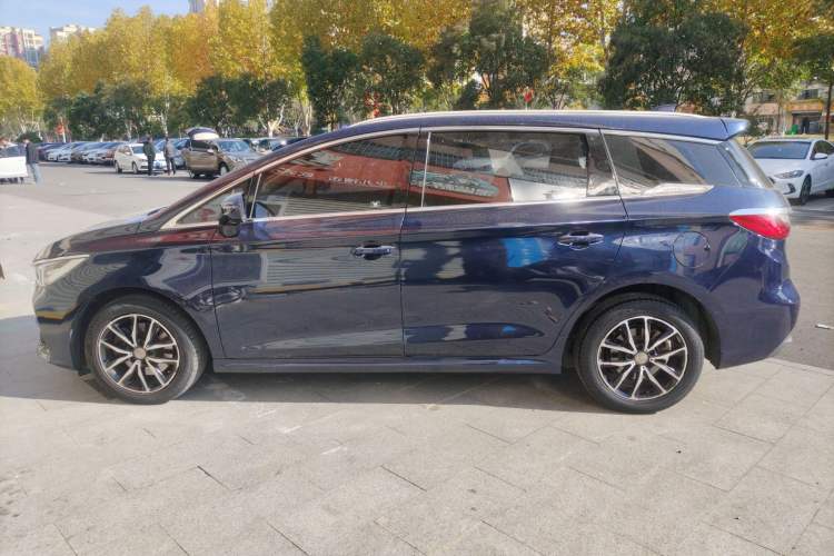 Used BYD Song MAX 2017 1.5T Automatic Smart Connect Prestige 7-Seater