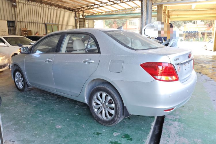 Used BYD Surui 2012 1.5TID Automatic Luxury Version
