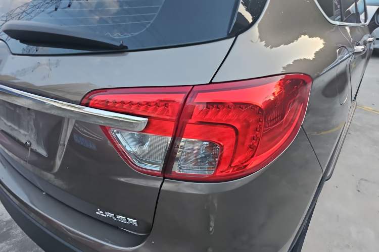 Used Buick Envision 2017 20T Two-Wheel Drive Leading Version
