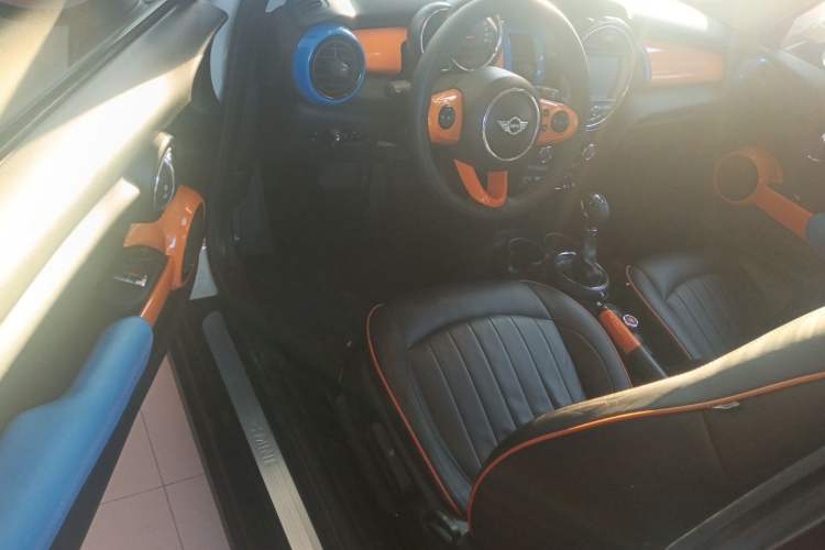 Used  MINI 2014 1.5T COOPER Fun