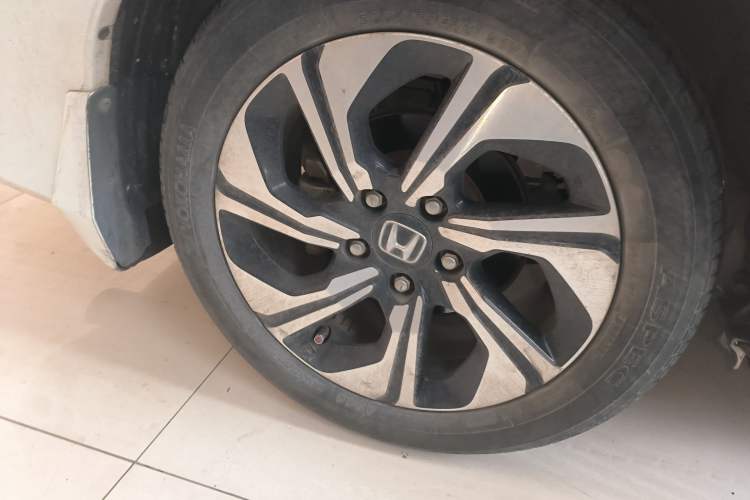 Used Honda Crider 2016 1.8L CVT Luxury Edition
