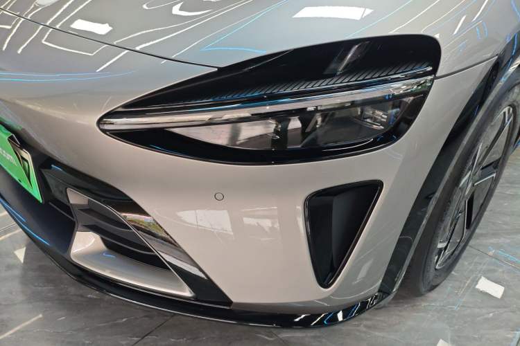 Used  YU7 2025 Ultra-Long Range All-Wheel Drive Pro Version
