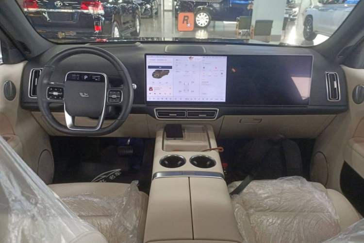 Used Li Auto L7 2023 Pro Model
