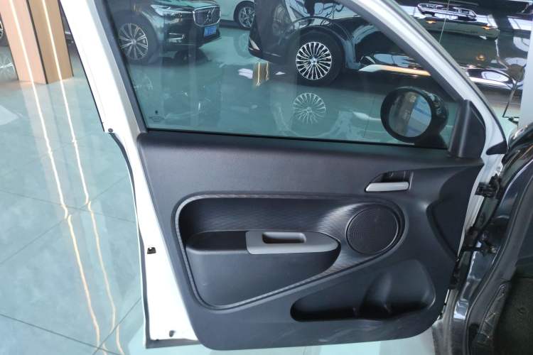 Used ORA Black Cat 2021 351 km Standard Version
