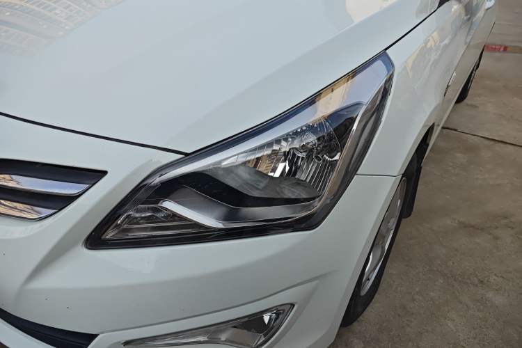 Used Hyundai Verna (older generation) 2016 1.4L Automatic Smart GLS
