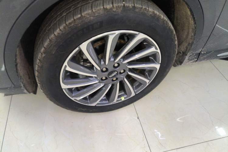 Used Lincoln Corsair 2023 2.0T Two-Wheel-Drive Luxury Edition
