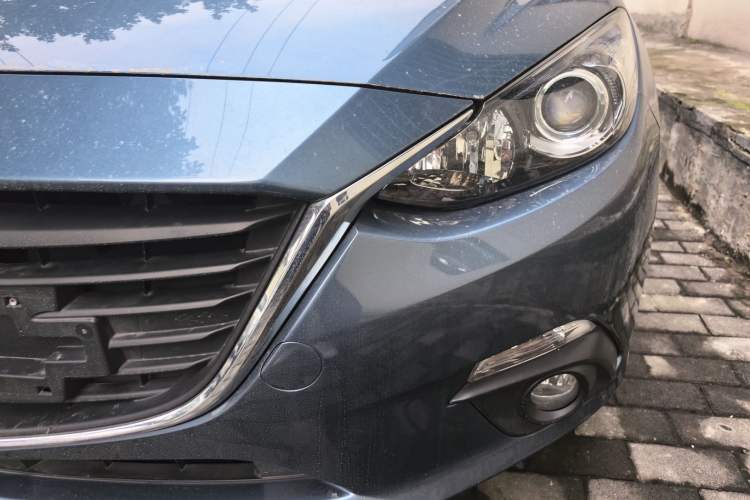 Used Mazda Mazda 3 Axela 2016 Sedan 1.5L Automatic Comfort Model