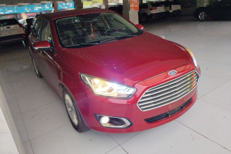 Used Ford Escort 2015 1.5L Manual Comfort Model
