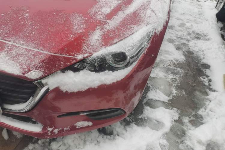 Used Mazda Mazda 3 Axela 2017 Sedan 1.5L Manual Comfort Model Emission Standard China V
