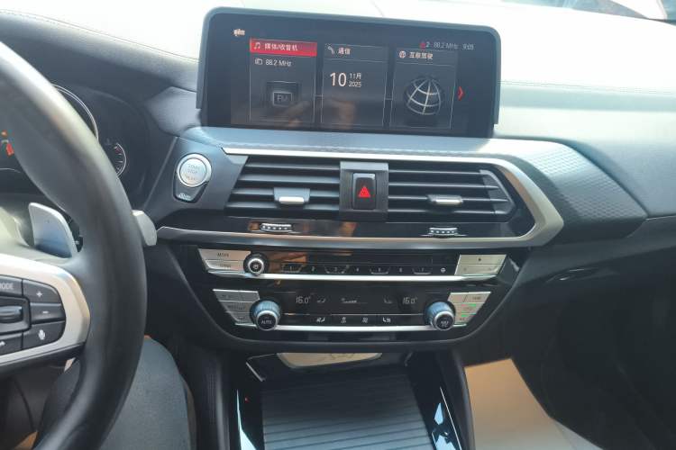 Used BMW X4 2019 xDrive25i M Sport Package
