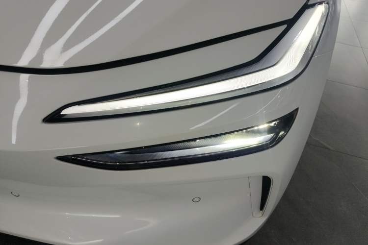 Used ONVO L60 2024 60 kWh Rear-Drive Version
