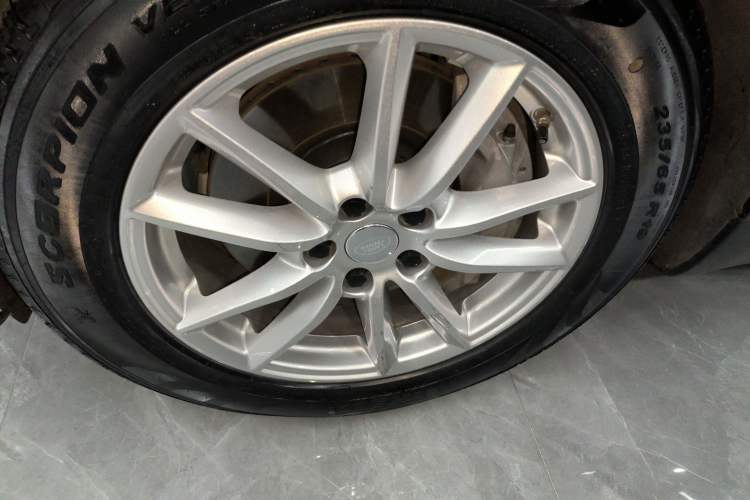 Used Land Rover Range Rover Sport 2020 3.0 L6 SE