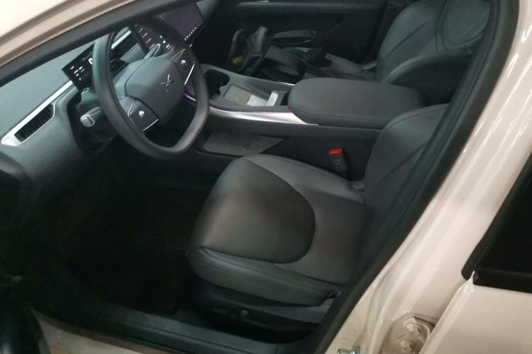 Used XPeng MONA M03 2024 620 with Ultra-Long Range
