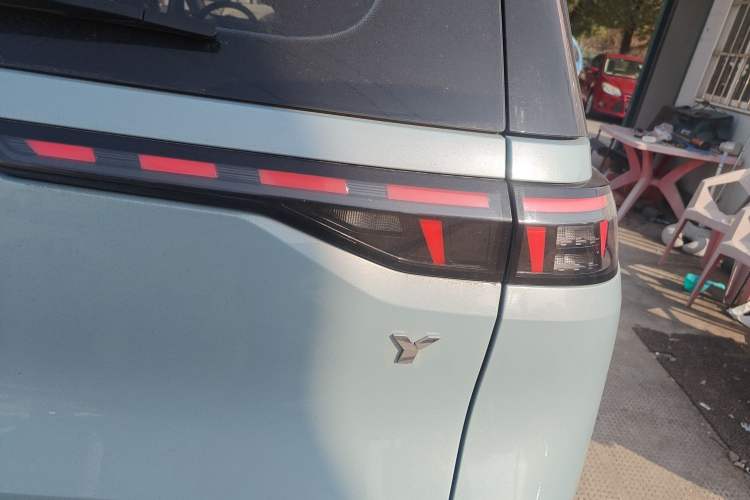 Used AION Y 2021 70 Tech Vitality Edition