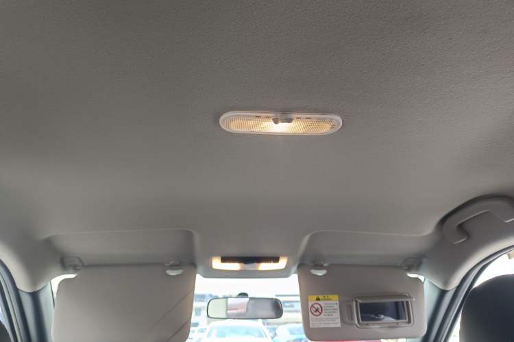 Used Nissan Kicks 2019 1.5L CVT Smart Connect Luxury Edition
