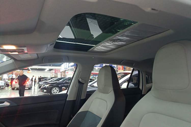 Used Volkswagen Lavida 2025 New Sharp 1.5L Outstanding New Vision Edition
