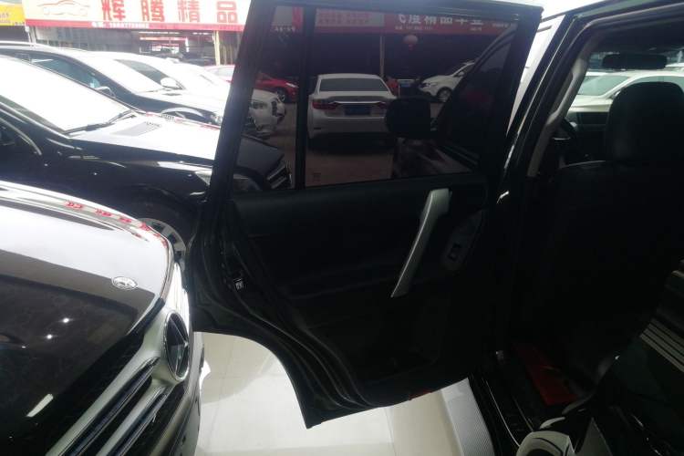 Used Toyota Prado 2016 2.7L Automatic Luxury Edition
