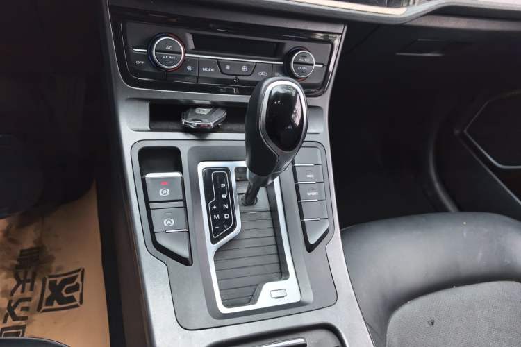 Used Geely Auto Emgrand GL 2021 UP 1.4T CVT Leading Edition
