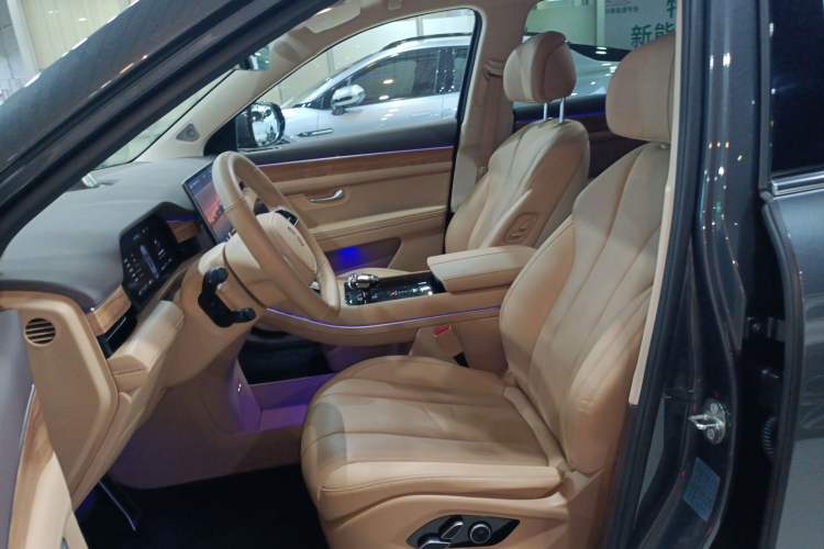 Used Hima AITO M7 2024 1.5T Intelligent Driving 4WD Max Edition 5 Seats
