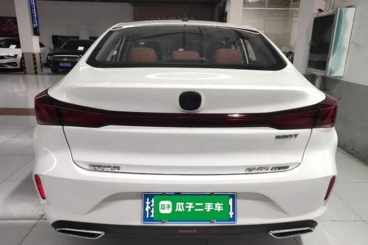 Used Changan Eado 2023 Changan Edition PLUS Blue Whale NE 1.4T GDI DCT Prestige Version
