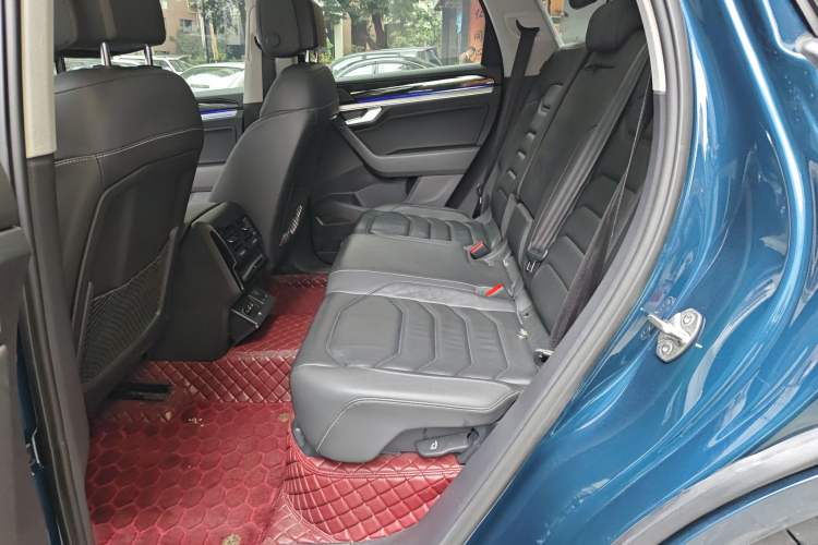 Used Volkswagen Touareg 2022 3.0 TSI Luxury Edition Black Diamond Sport Package