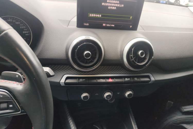 Used Audi Q2L 2022 35 TFSI Progressive Dynamic Edition
