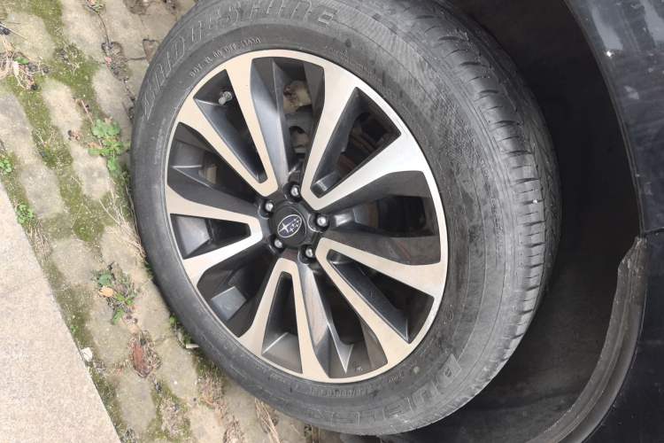 Used Subaru Forester 2018 2.0i Luxury Navigation Edition
