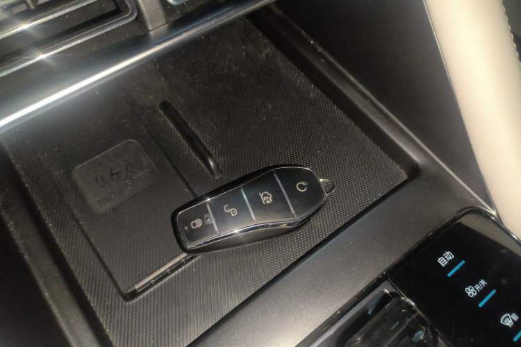 Used BYD Song PLUS New Energy 2025 DM-i Intelligent Driving 160KM Flagship Model
