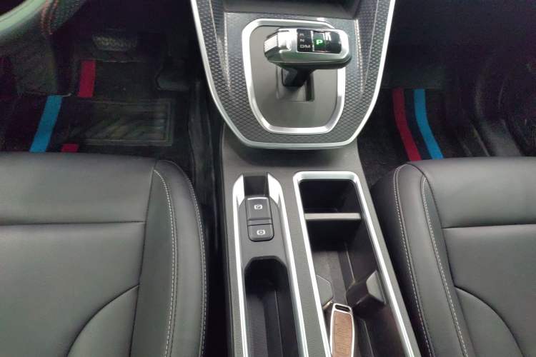 Used Haval M6 2021 PLUS 1.5T DCT Smart Enjoyment Model