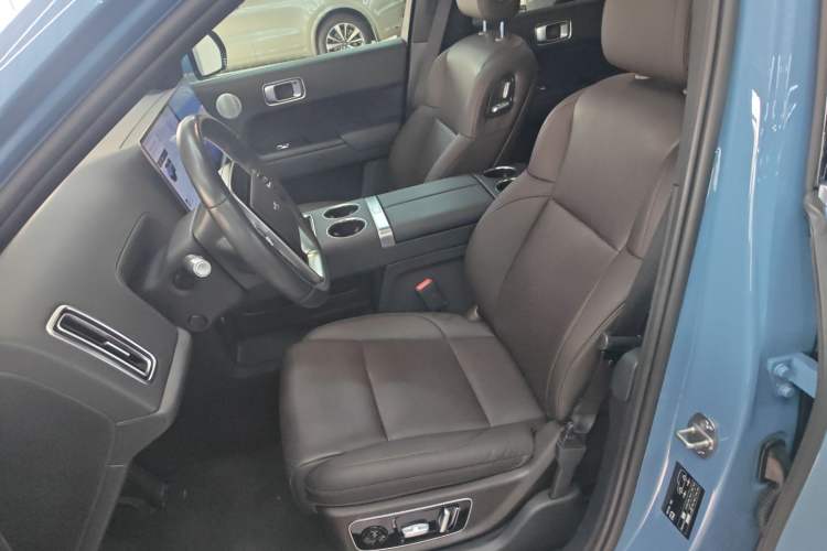 Used Li Auto L9 2022 Max model
