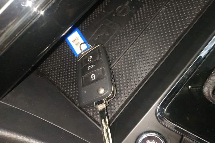 Used Volkswagen Bora 2023 300TSI DSG Prestige Edition