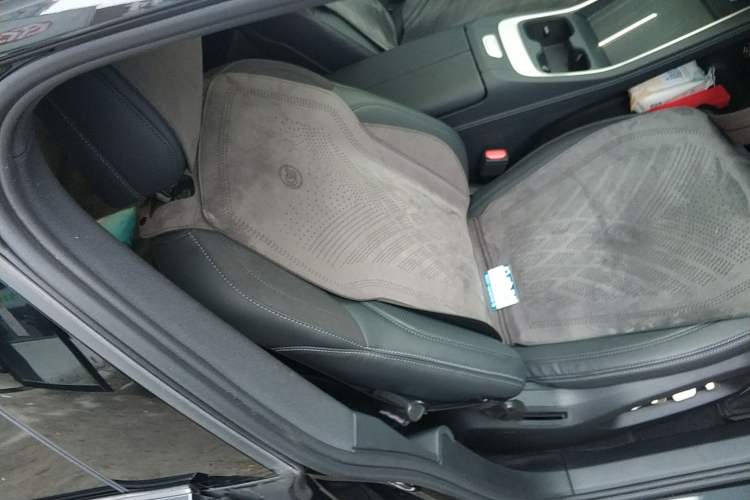 Used ONVO L60 2024 60 kWh Rear-Drive Version
