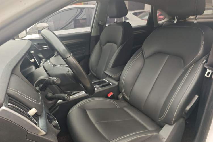 Used Roewe i6 2017 20T Automatic Internet Smart Edition