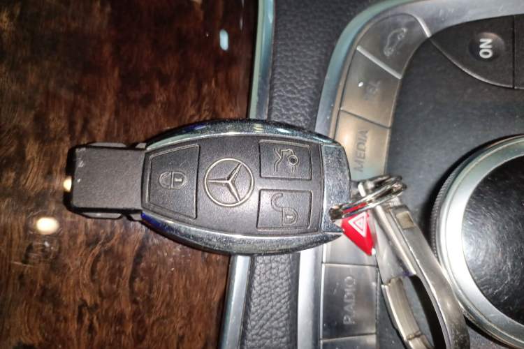 Used Mercedes-Benz S-Class 2014 S 320 L Business Model