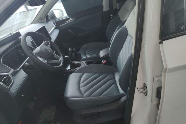 Used Volkswagen Tharu 2024 300TSI Two-Wheel-Drive Moon Luxury Edition