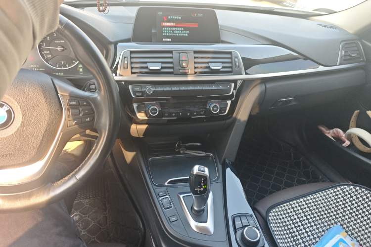 Used BMW 3 Series 2018 320Li Fashion Model
