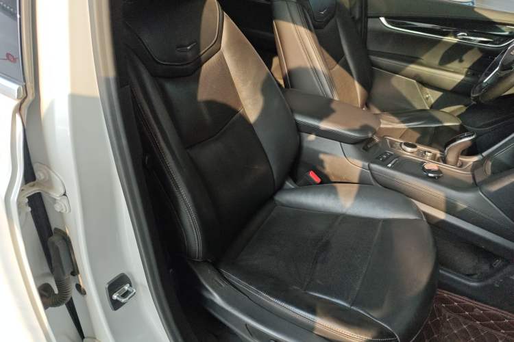 Used Cadillac XT5 2020 28T Luxury Version
