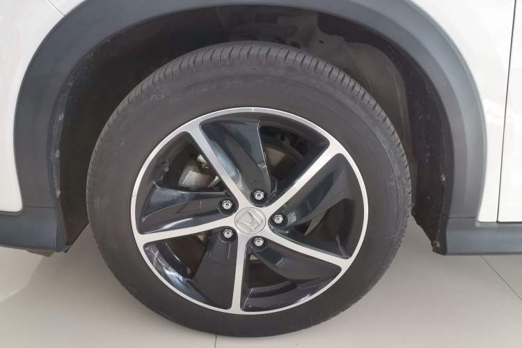 Used Honda Vezel 2020 1.5L CVT Luxury Edition
