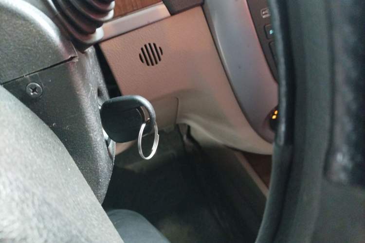 Used Buick Excelle 2015 1.5L Manual Classic Trim
