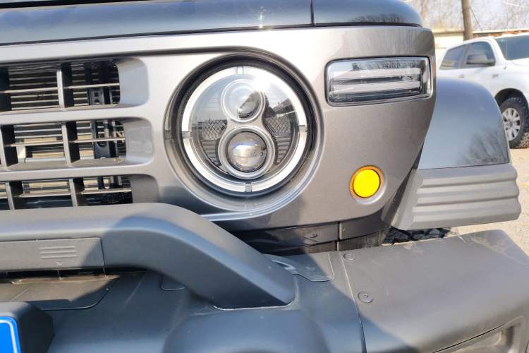 Used  T01 2025 2.0T Changfeng
