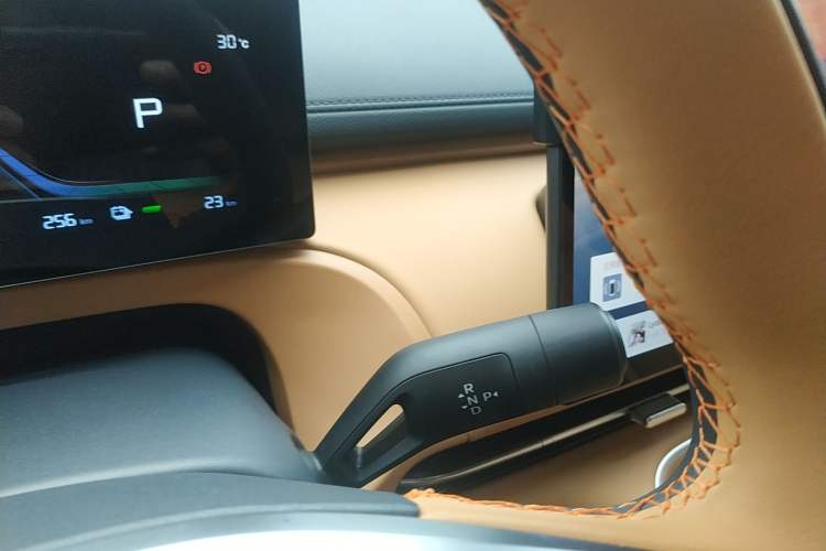 Used Geely Galaxy Galaxy Xingjian 7 EM-i 2025 120km Launch+ Version
