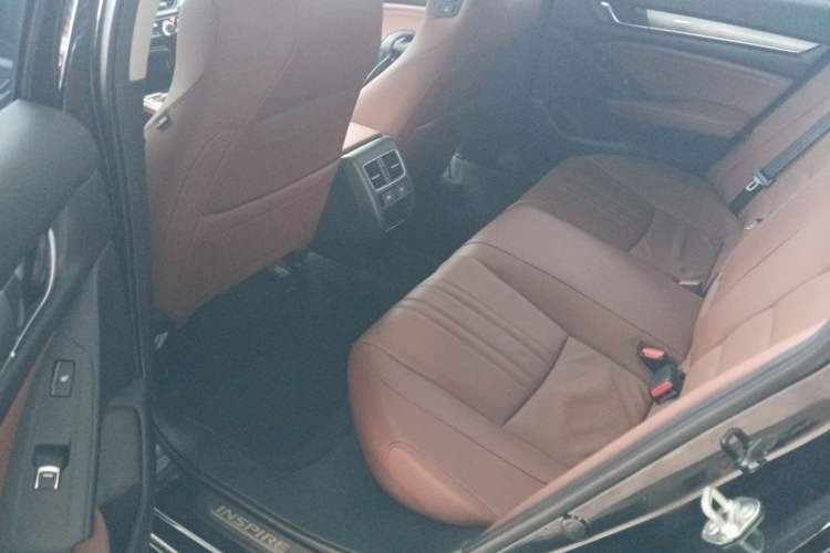 Used Honda Inspire 2019 Rui·Hybrid 2.0L Jing Shang Edition China VI
