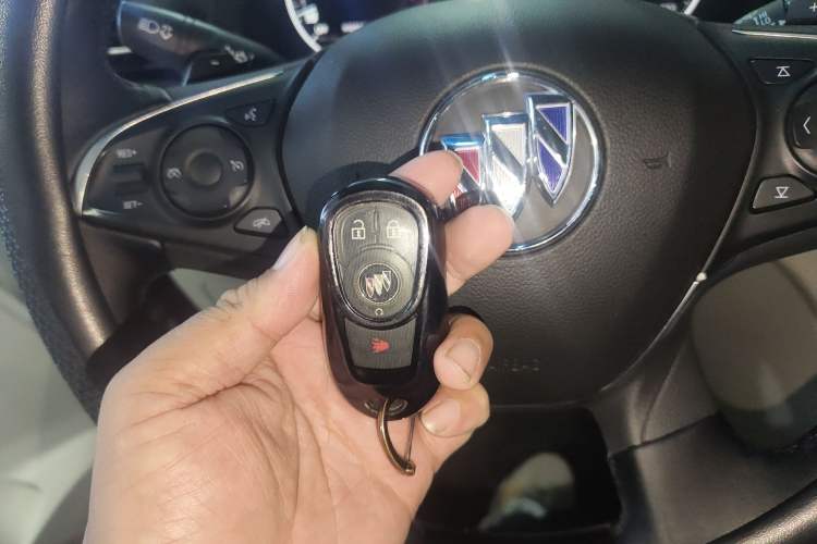 Used Buick GL8 2020 ES Land Cruiser 653T Comfort Edition
